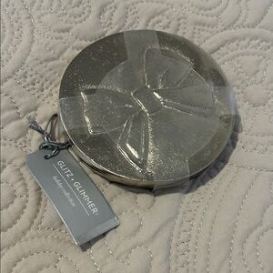 Silver Bow Coasters (metal in silver color)
